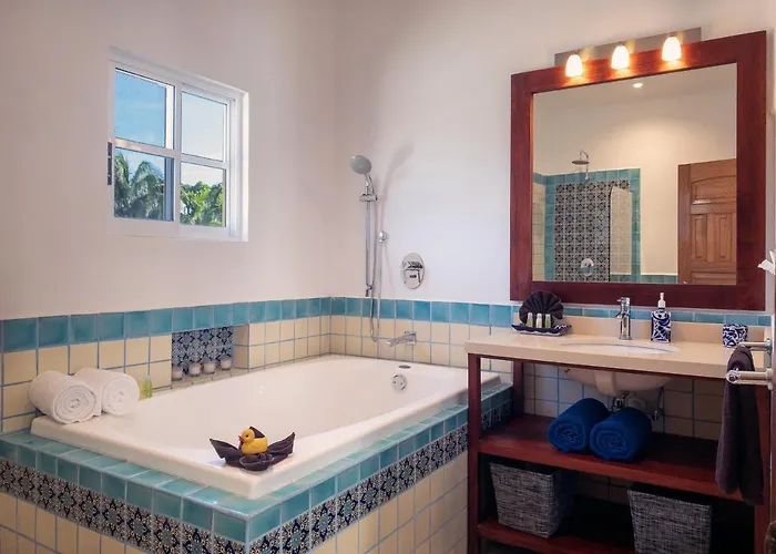 Pousada Casa Zarah - Hacienda Family - Pool And 2-block To Puerto Morelos