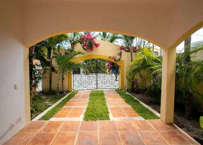 Pousada Casa Zarah - Hacienda Family - Pool And 2-block To Puerto Morelos