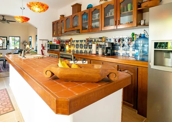 Casa Zarah - Hacienda Family - Pool And 2-block To Puerto Morelos